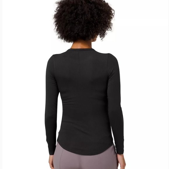 SOLD-Lululemon Hold Tight Long Sleeve Shirt SZ 4 - Picture 2 of 6